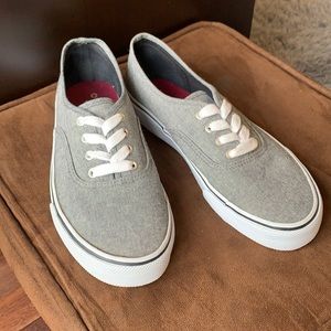 Grey AirWalk Sneakers, Size 7.5, Women’s